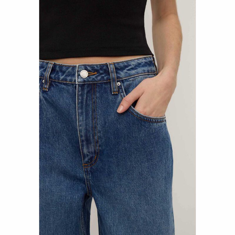 Assembly Label Low Curve Mid Rise Jean Mid Blue image number 2